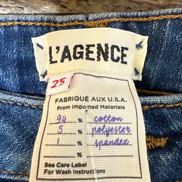 L'AGENCE Pismo Distressed Denim Bermuda Shorts Size 25 NWT - Picture 6 of 10